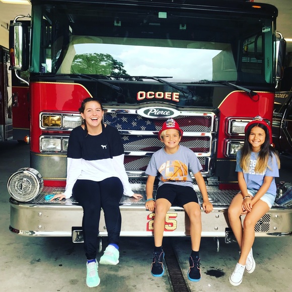 Meet your Posher, Madelyn - Picture 4 of 8